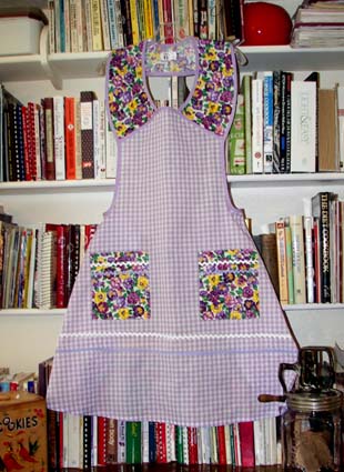 1940 lilac pansy apron