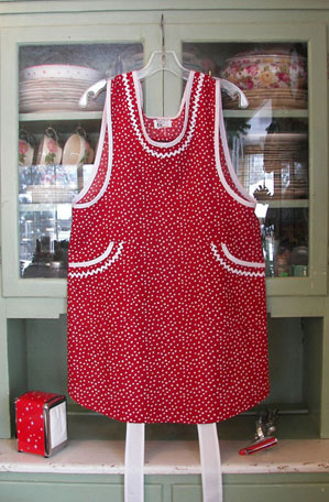 Aunt Violet red polka dot apron