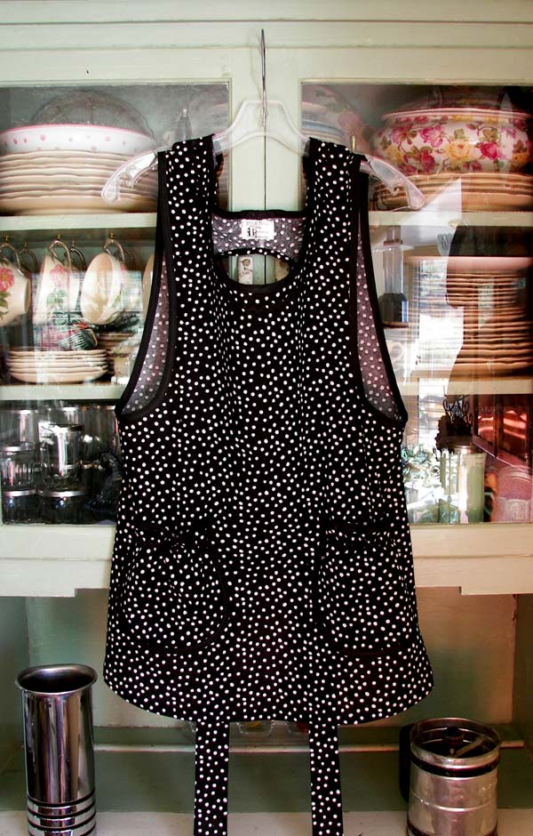 Grandma Apron Black polka dot