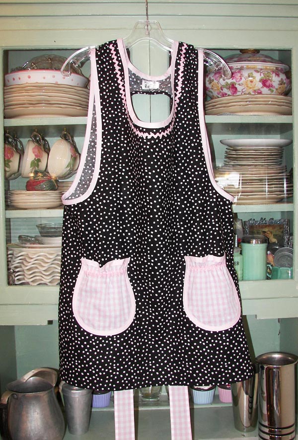 Grandma apron black polka dot with pink gingham round pockets