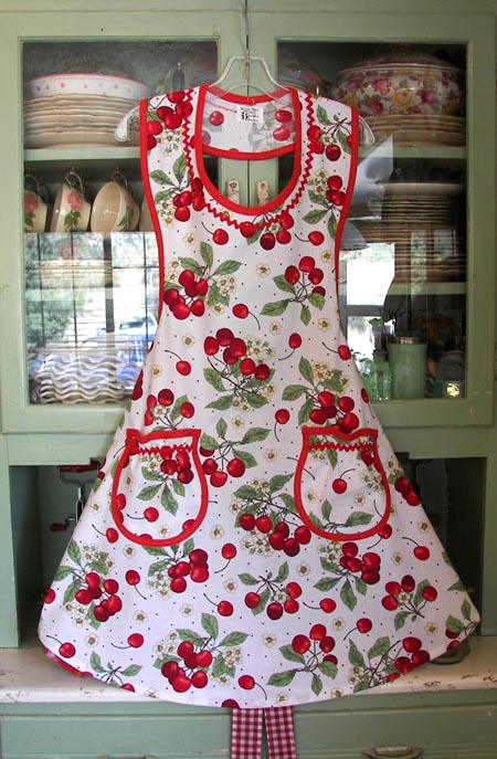 Aunt Rose Cherry Apron