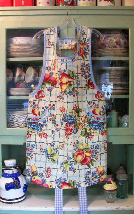 Aunt Violet in Old Home Fruit